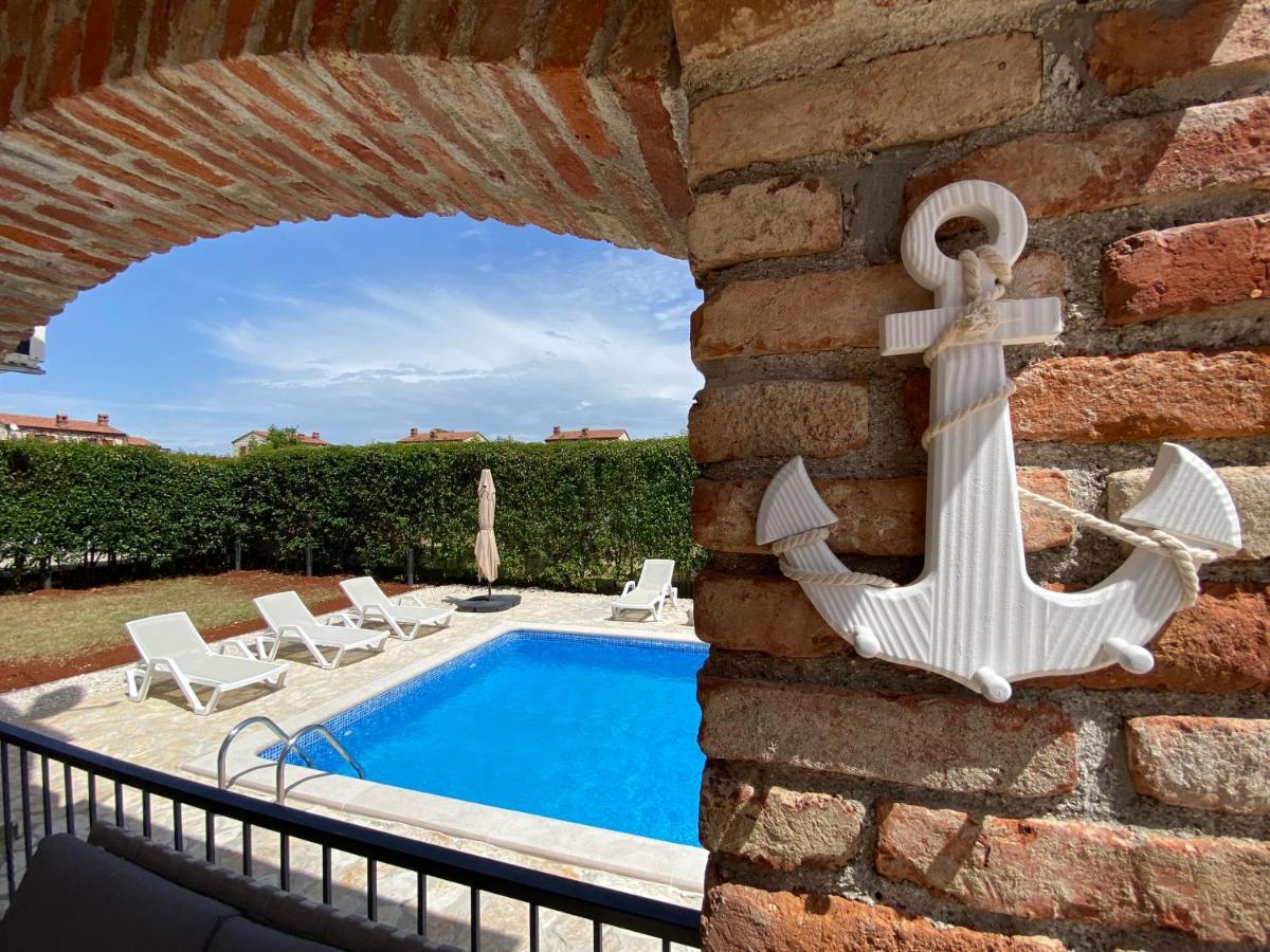 Paradise Villa Cassonni Istria 4 Stars Butkovici  Bagian luar foto